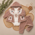 Komplet-niemowlęcy-dla-dziewczynki-welurowy-wyprawka-body-spodenki-bluza-brązowy-kwiatek-3.png